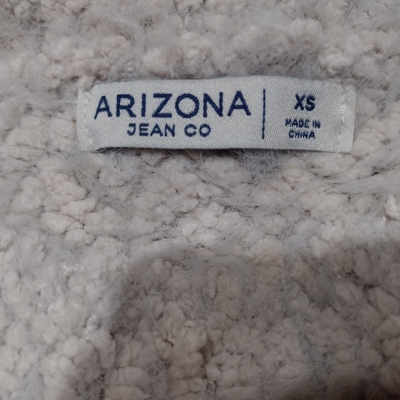 Arizona Jeans Womens Cream Sweater Sz XS - Picture 2 of 6